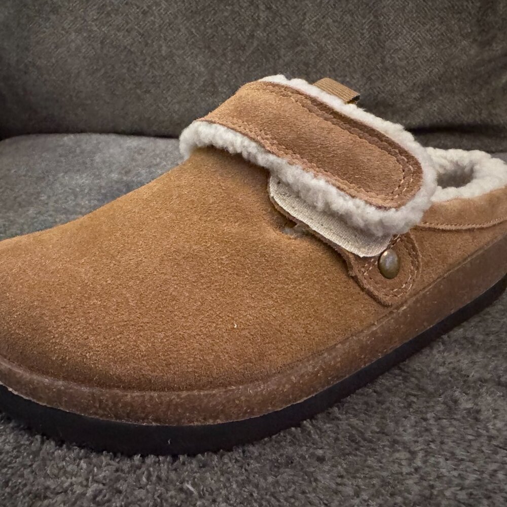 White Mountain Suede Shearling Lined Footbed Clogs Women’s 6 New In Box - Picture 9 of 11